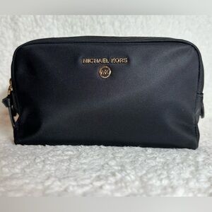 Jet Set Medium Nylon Gabardine travel Pouch